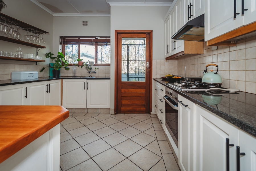 4 Bedroom Property for Sale in Heatherlands Western Cape